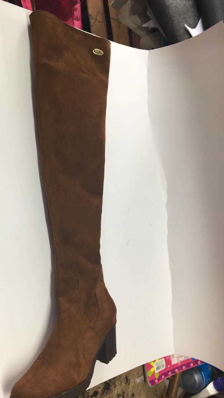 Productos 3232337453 Close slideout menu. botines en cuero Botas en cuero  Stilettos amarillos Stilettos Flores Zapatos de hombre y dotaciones Botas  super largas Botas super largas Botas super largas Manten tu estilo con  estas botas super largas 